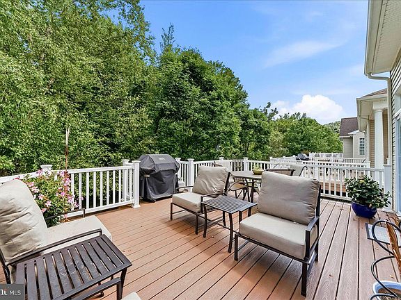 2nd image of 404 Peters Way