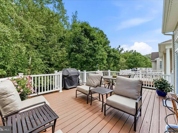 404 Peters Way, Phoenixville, PA 19460