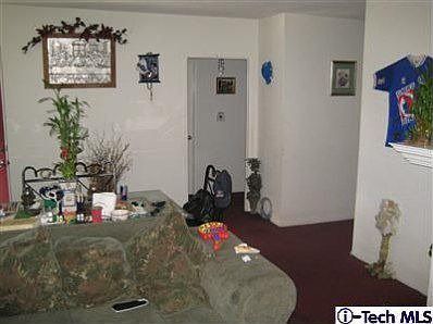 4th image of 863 E Sacramento St