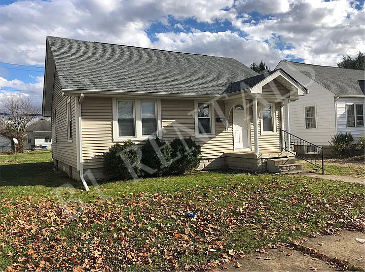 1317 Hutchins Ave — Photo 1