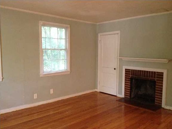 257969_0985192_09182013