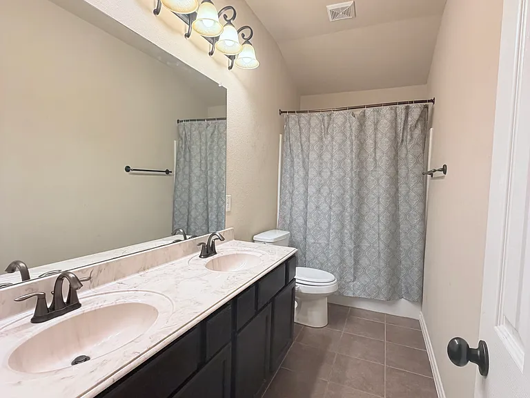 5727 Mountain Hollow Dr — Photo 13