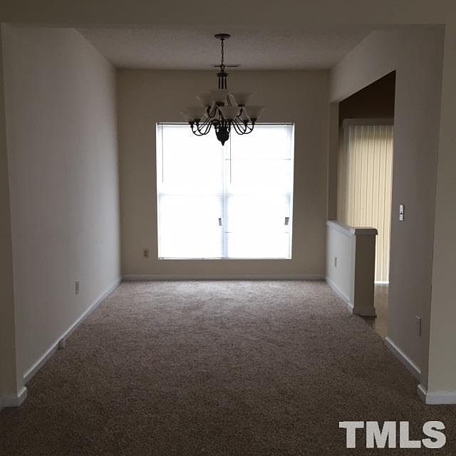 2nd image of 4405 Viewmont Dr