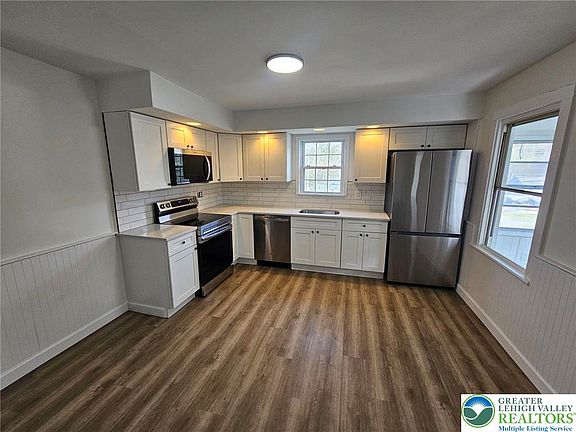 4th image of 103 W Miner St