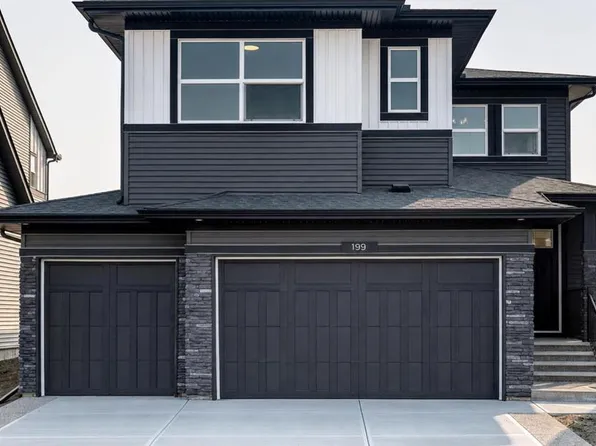 199 SW Langwell Cmn SE, Airdrie, AB T4A 3R4