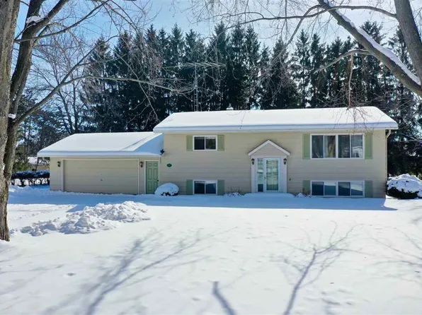 601 W Dolf St, Colby, WI 54421