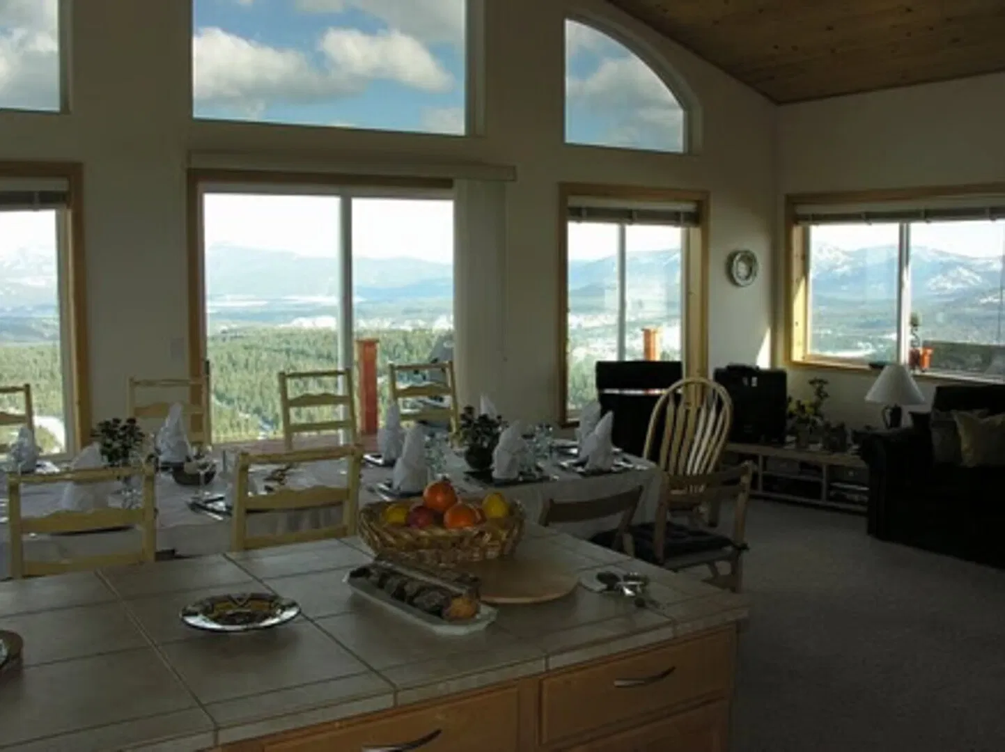 Alta Vista Chalet Spectacular Panoramic High-Sierra Views — Photo 4