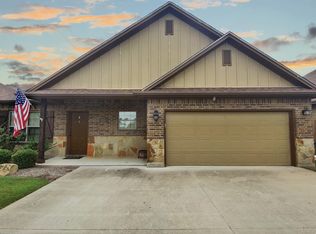 3016 Papa Bear Dr, College Station, TX 77845