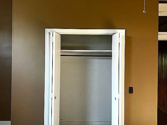 Closet 2