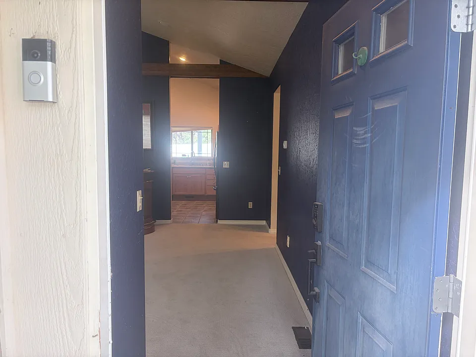 2 Willow Pl