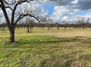 1909 Burkett Ct, Granbury, TX 76033