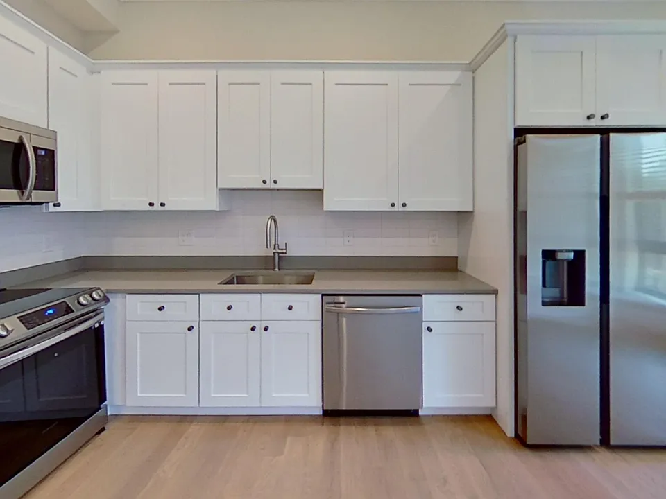 36 Colborne Rd #3X