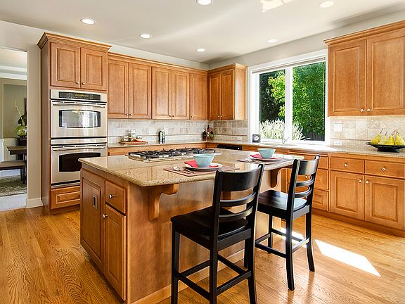 5th image of 27615 SE 28th Pl