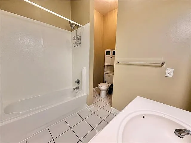 324 S Pierce St — Photo 24