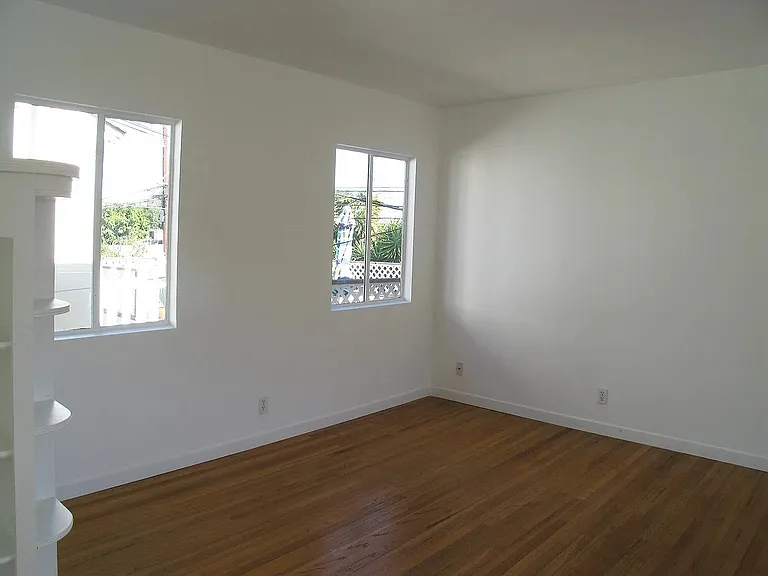 1646 Preuss Rd #1 — Photo 18