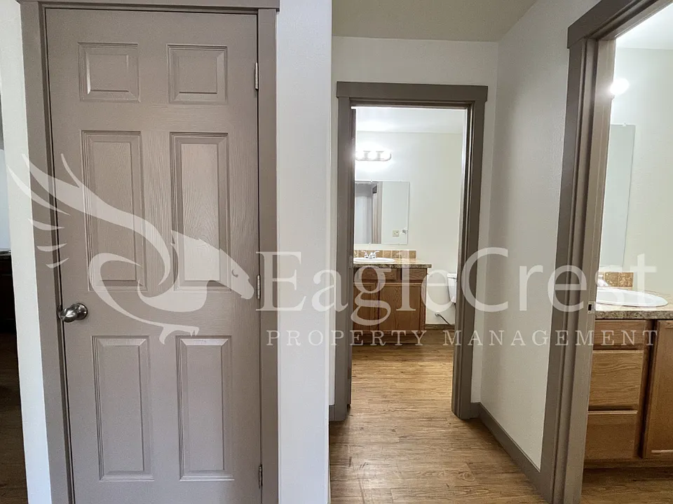 2121 S 2nd Ave #302