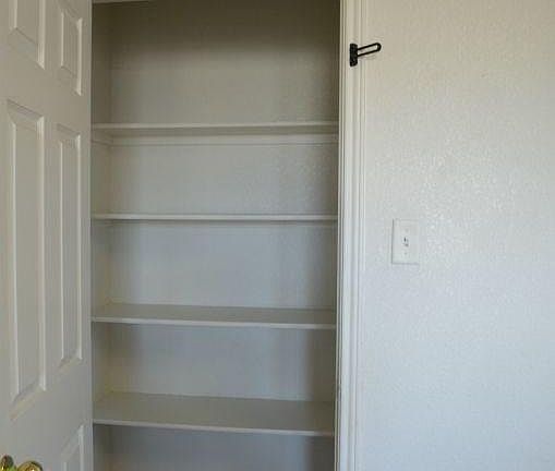 3rd image of 4405 Maggie Dr