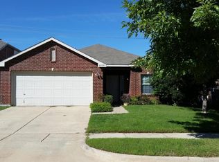 6009 Moor Hen Dr, Denton, TX 76208
