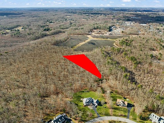 3rd image of 152-152 Burnside Ave #R