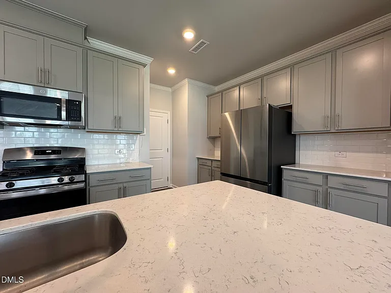 375 Garden Vine Trl — Photo 10