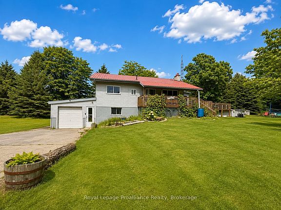 2nd image of 59 Helyer Rd