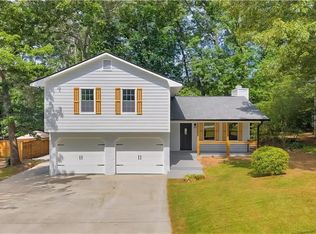 5303 Kemper Pl, Stone Mountain, GA 30088