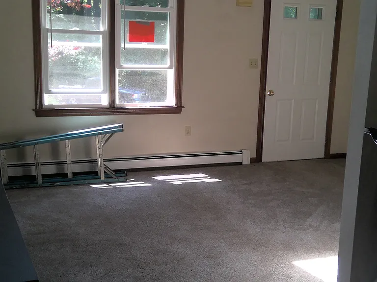15 Erikson Ln #B — Photo 7