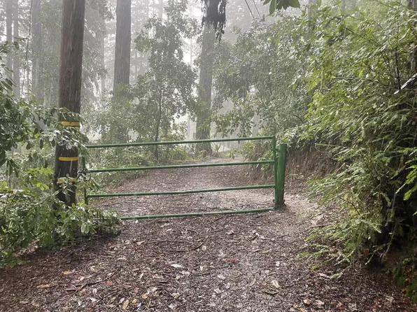 1365 Caledonia Ave, Ben Lomond, CA 95005