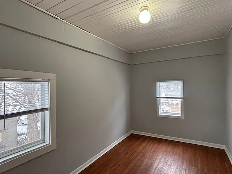 580 Thomas Ave W — Photo 21