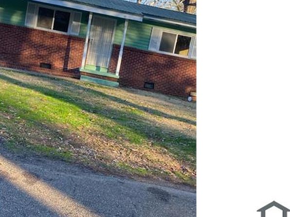 2814 Lakewood Dr
