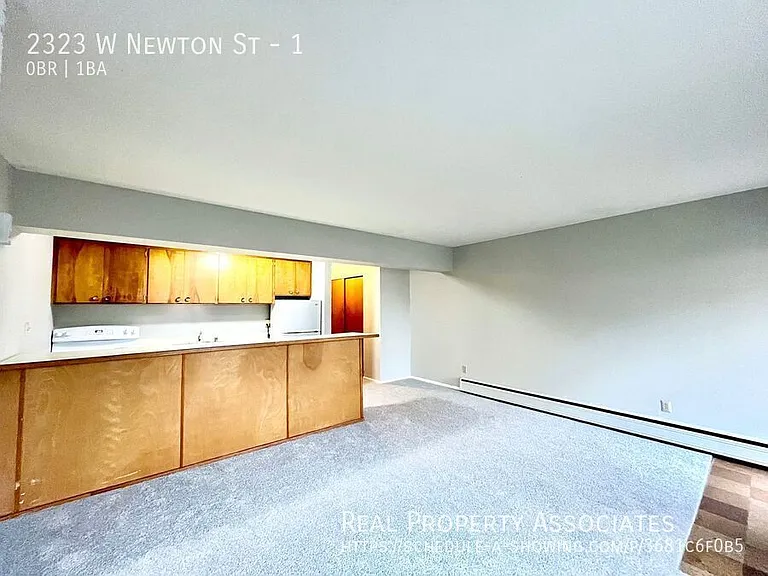 2323 W Newton St #1 — Photo 3
