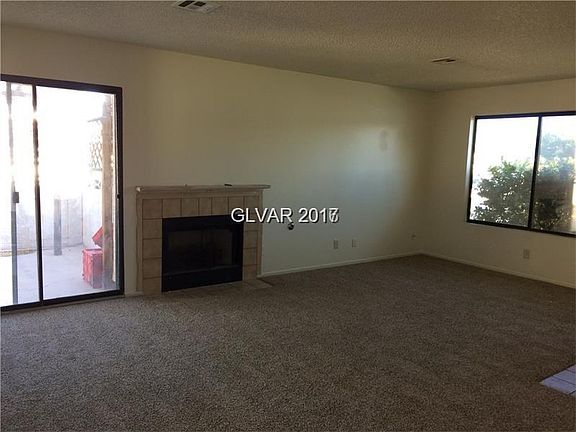 2nd image of 139 Sterling Dr #0