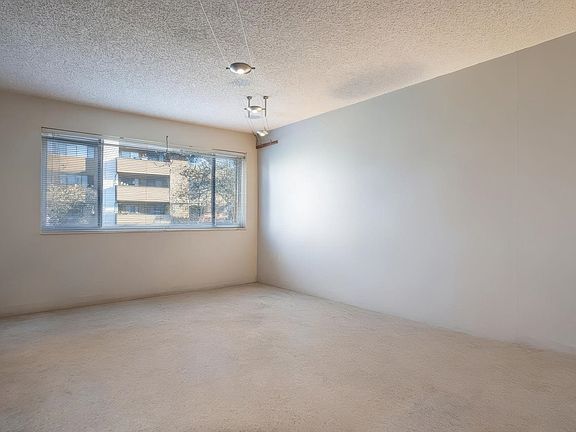 5th image of 7297 Moffatt Rd #111