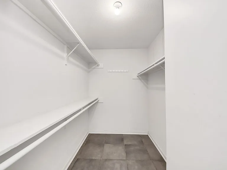 2750 Holly Hall St #911 — Photo 36