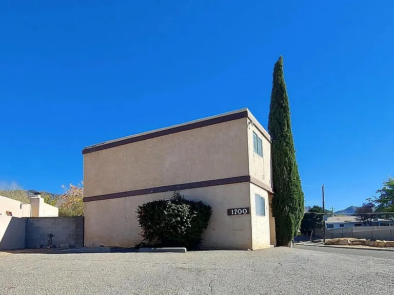 Additional side parking