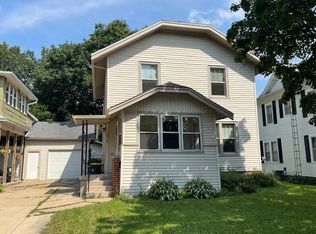 1610 17th Ave, Monroe, WI 53566