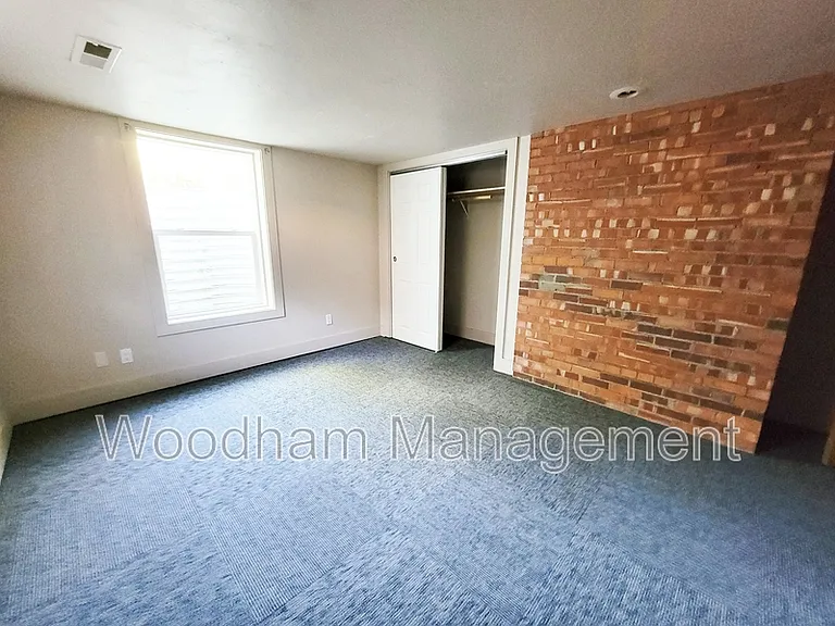 517 S 14th Ave — Photo 17