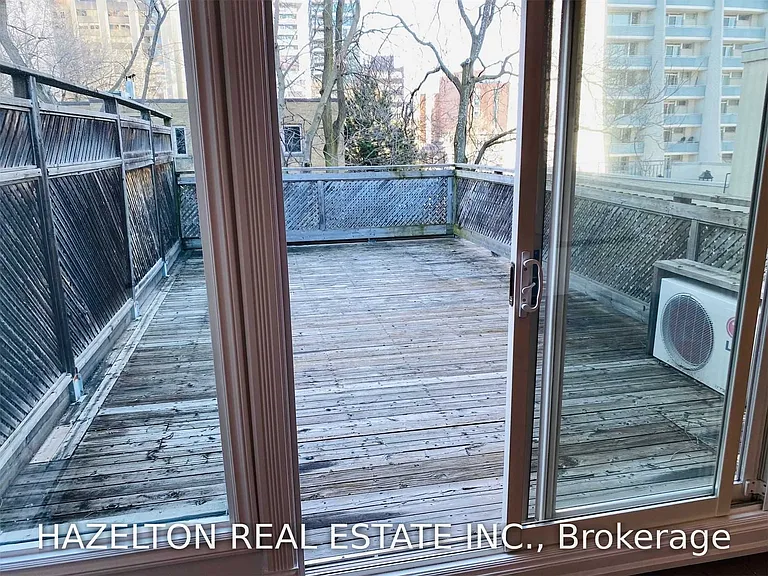 19 Lowther Ave #3 — Photo 18
