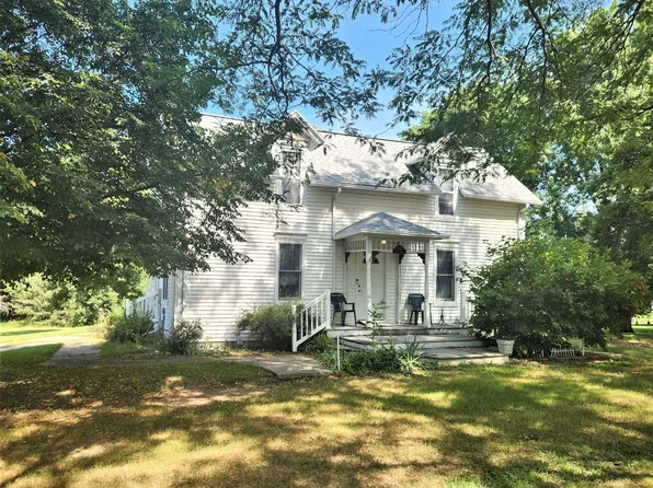 201 Roosevelt St N, Lake Wilson, MN 56151