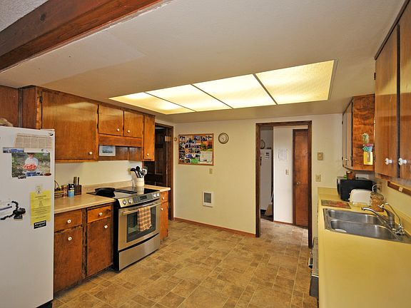 3rd image of 82631 Barbre Rd