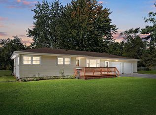 1230 Stanley St, Burns Harbor, IN 46304