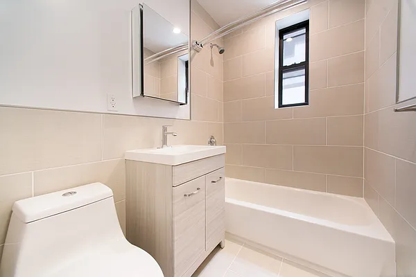 Rented by Living New York | media 11