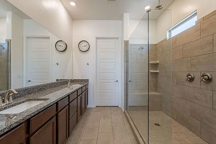 12442 N Appling Ave — Photo 33