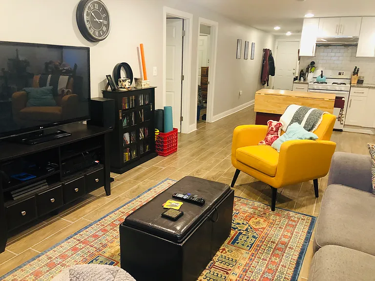 1440 W Olive Ave — Photo 1