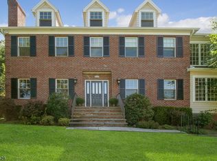 206 Smull Ave, North Caldwell, NJ 07006