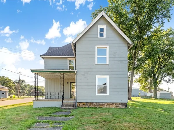 804 6th St SW, Massillon, OH 44647