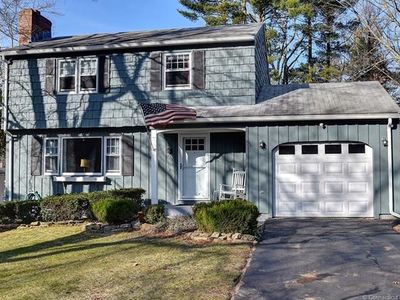 975 Oak St, East Hartford, CT, 06118