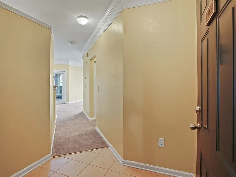 1713 Whitemarsh Way — Photo 3