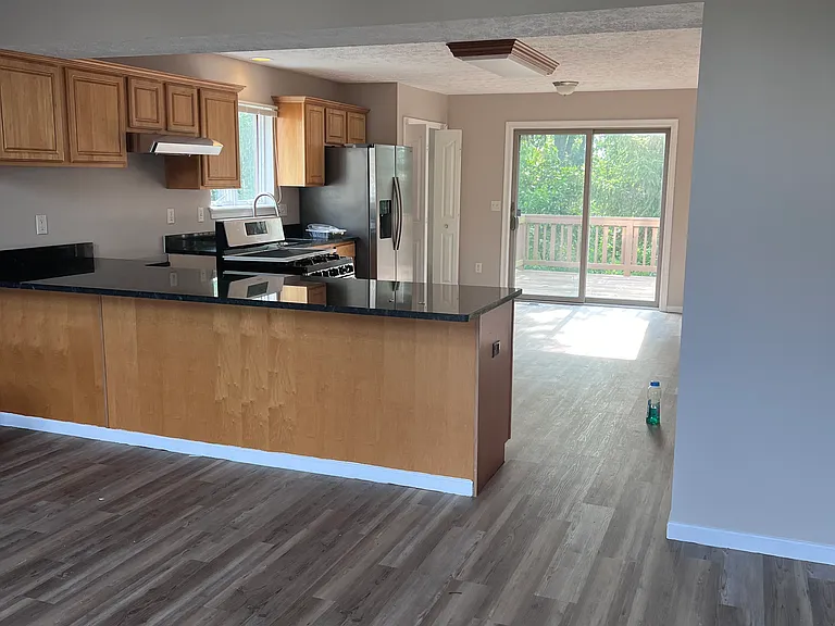 1800 Stone Manor Cir — Photo 23