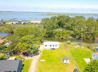 3111 Ridge Rd, Chincoteague Island, VA 23336